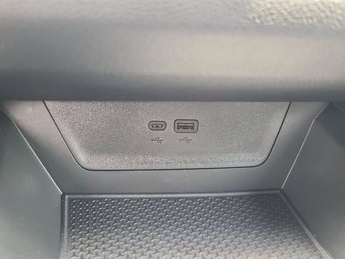 New 2027 Chevrolet Equinox LT FWD image 31
