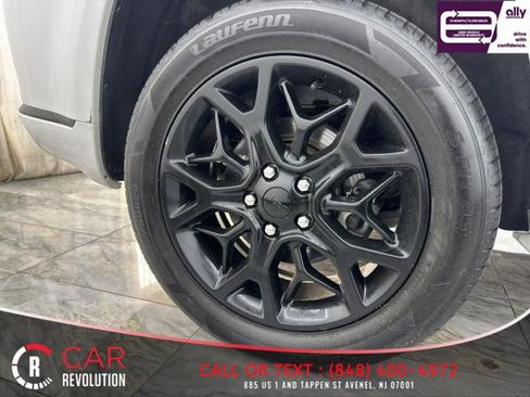 Used 2021 Jeep Grand Cherokee Limited X AWD/4WD image 12
