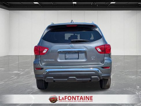Used 2019 Nissan Pathfinder SL image 6