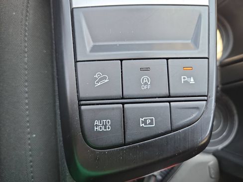 Used 2026 Kia Sportage LX FWD image 32