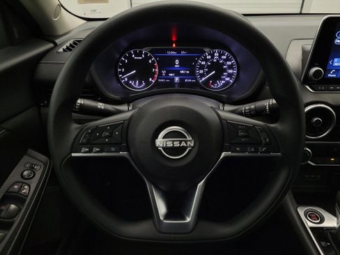 Used 2024 Nissan Sentra SV image 22