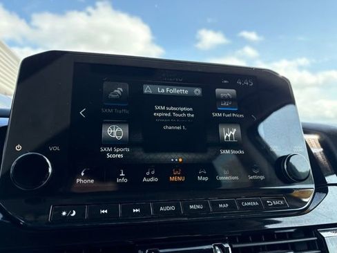 Used 2023 Nissan Pathfinder SL FWD image 18