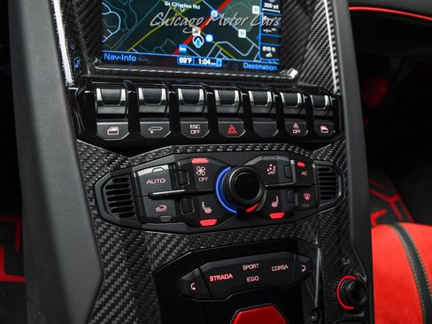 Used 2019 Lamborghini Aventador SVJ AWD/4WD image 16