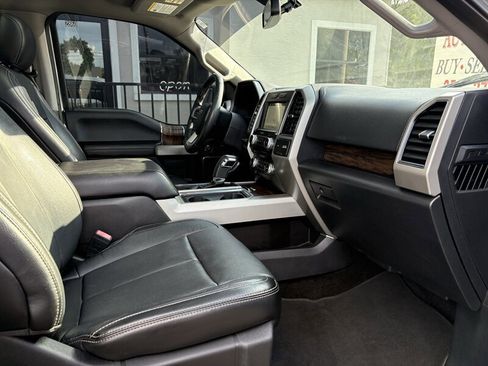 Used 2018 Ford F150 Lariat w/ Equipment Group 502A Luxury image 23