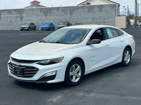 Used 2020 Chevrolet Malibu LS FWD image 7