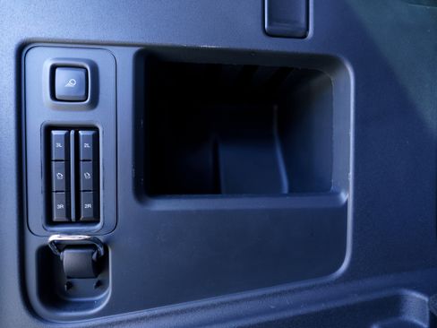 Used 2026 Ford Expedition Platinum image 54