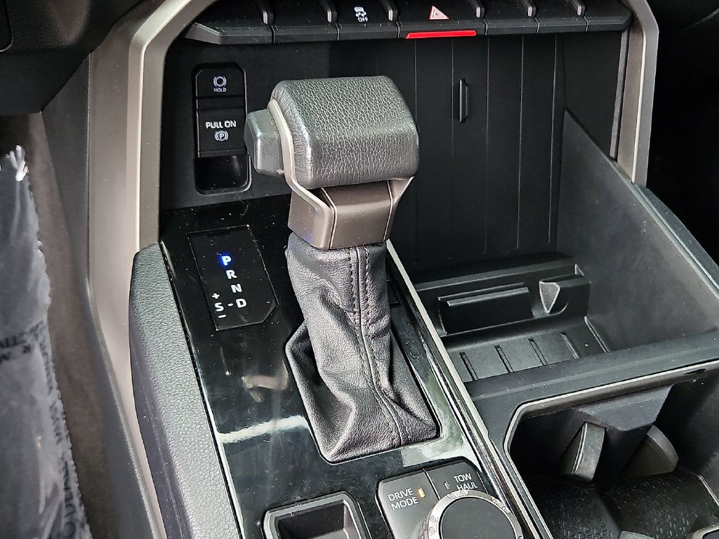 Used 2022 Toyota Tundra SR5 w/ SR5 Premium Package AWD/4WD image 14