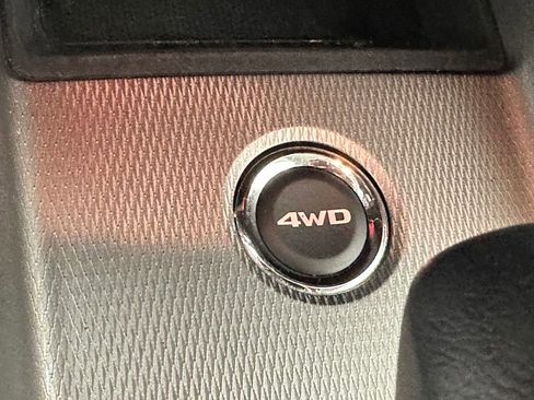 Used 2025 Mitsubishi Outlander Sport ES AWD/4WD image 30