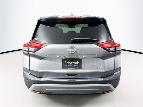 Used 2023 Nissan Rogue SV image 7