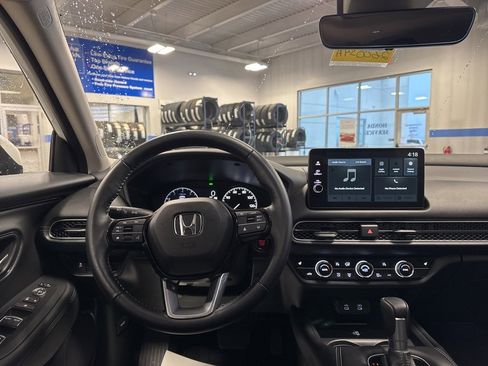 Used 2026 Honda HR-V EX-L image 10