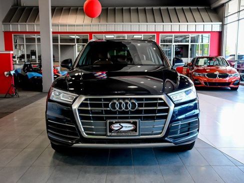 Used 2018 Audi Q5 2.0T Premium AWD/4WD image 2