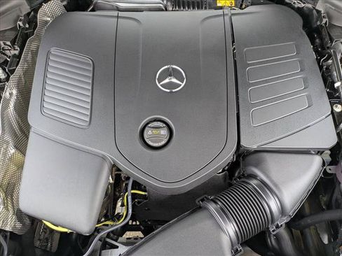 Used 2026 Mercedes-Benz GLC 300 image 16