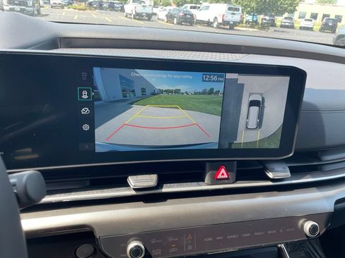 New 2027 Kia Carnival SX Prestige FWD image 21
