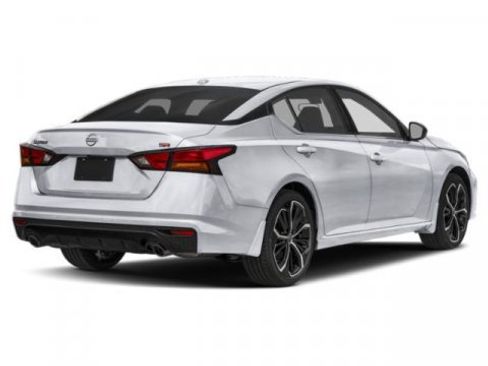 Used 2025 Nissan Altima 2.5 SR AWD/4WD image 5