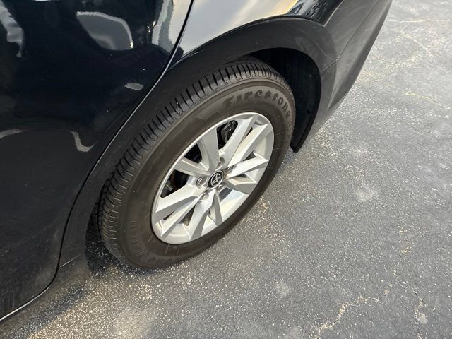 Used 2025 Toyota Camry LE FWD image 22