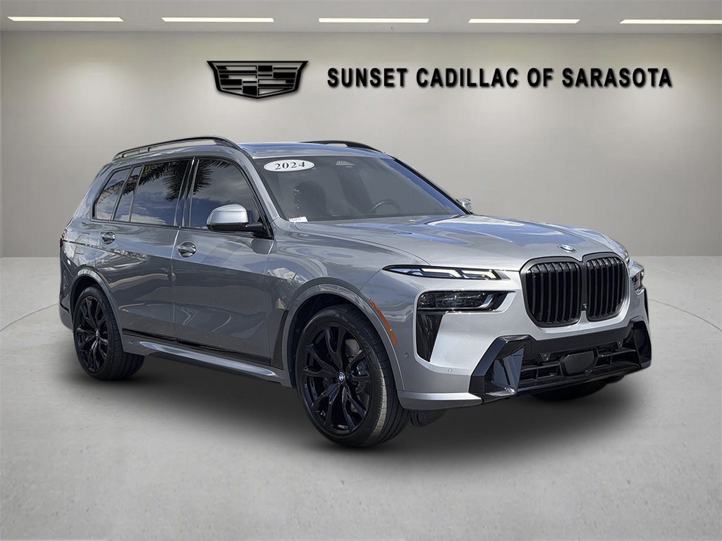 Used 2024 BMW X7 xDrive40i w/ Executive Package AWD/4WD image 1