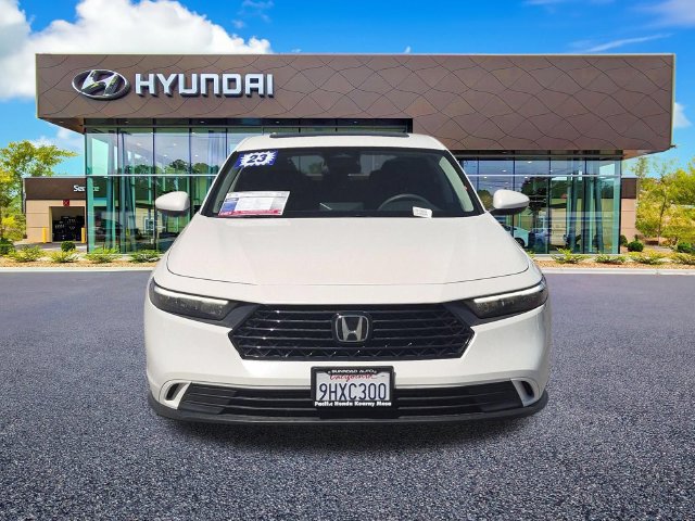 Used 2023 Honda Accord EX image 3
