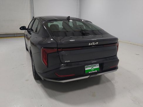 Used 2025 Kia K4 FWD image 6