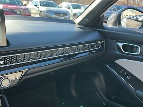 Used 2025 Honda Civic Sport Touring image 20
