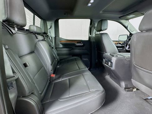 Used 2022 GMC Sierra 1500 Denali w/ Denali Reserve Package image 32