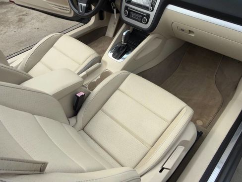 Used 2012 Volkswagen Eos Komfort image 29