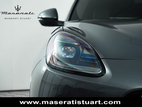 New 2025 Maserati Grecale GT image 16