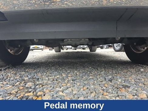 Used 2023 Ford F150 Lariat w/ Bed Utility Package image 16