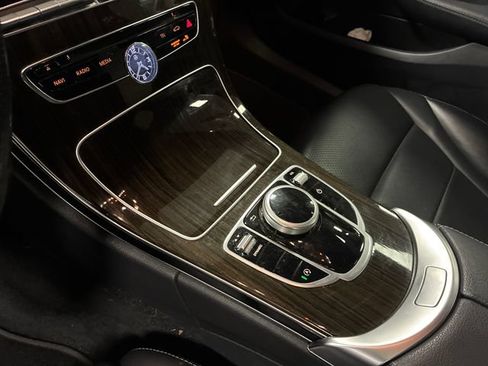 Used 2018 Mercedes-Benz C 300 4MATIC Sedan image 24