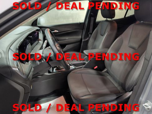 Used 2025 Buick Encore GX Preferred w/ Comfort Package image 7