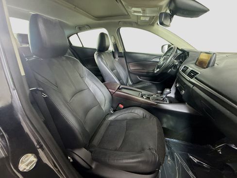 Used 2017 MAZDA MAZDA3 Grand Touring image 29