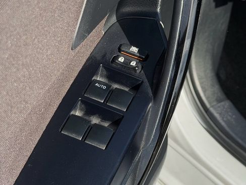 Used 2018 Toyota Corolla iM image 15