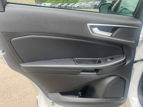 Used 2024 Ford Edge SEL w/ Convenience Package AWD/4WD image 18