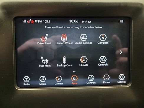 Used 2019 Jeep Cherokee Latitude Plus w/ Comfort/Convenience Group image 25