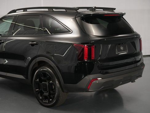 Used 2025 Kia Sorento X-Line EX AWD/4WD image 16