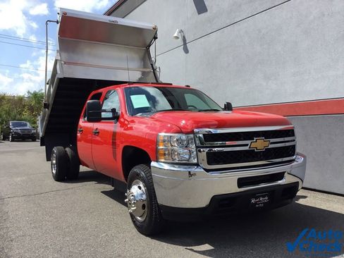 Used 2013 Chevrolet Silverado 3500 W/T w/ Snow Plow Prep Package image 3