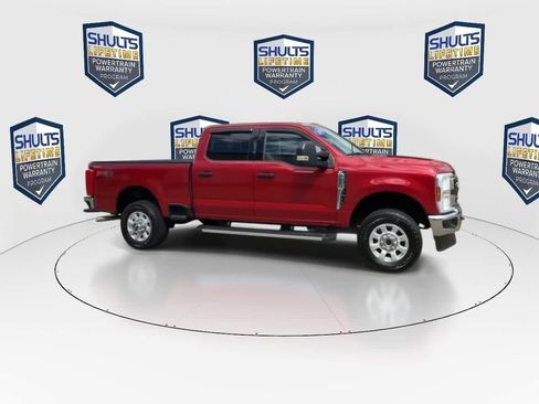 Used 2024 Ford F250 XLT w/ FX4 Off-Road Package AWD/4WD image 2