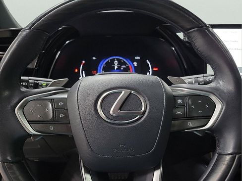 Used 2024 Lexus RX 350 w/ Luxury Package image 18
