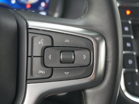 Used 2024 Chevrolet Suburban LT AWD/4WD image 32