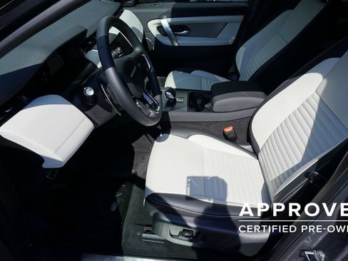 Used 2025 Land Rover Discovery Sport Dynamic SE AWD/4WD image 19