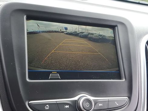 Used 2019 Chevrolet Equinox LT FWD image 27