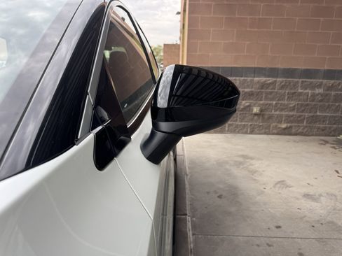 Used 2024 Nissan Ariya FWD image 12