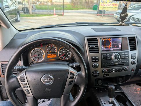 Used 2013 Nissan Armada Platinum AWD/4WD image 17