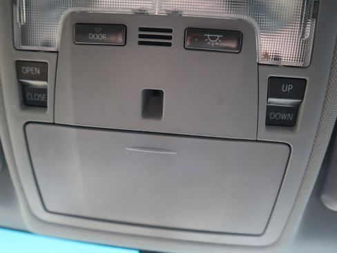 Used 2016 Toyota Camry SE image 74