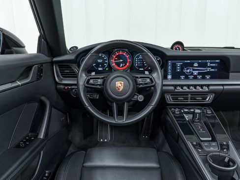 Certified 2020 Porsche 911 Carrera S image 21