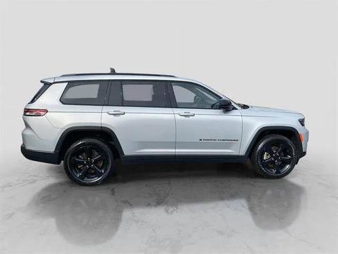 Certified 2021 Jeep Grand Cherokee L Laredo image 7