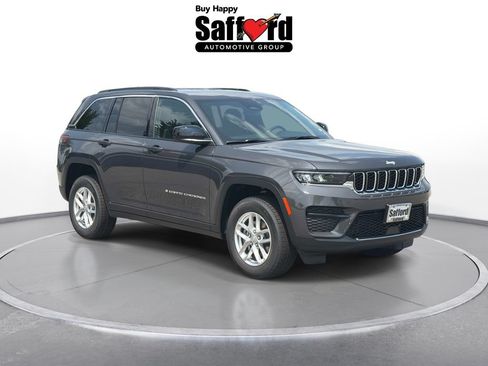 New 2026 Jeep Grand Cherokee Laredo AWD/4WD image 18