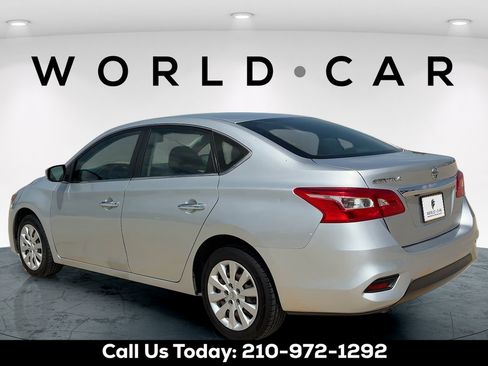 Used 2019 Nissan Sentra S FWD image 8