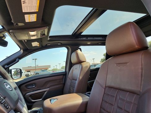 Used 2023 Nissan Titan Platinum Reserve w/ Moonroof Package AWD/4WD image 14