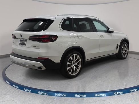 Certified 2024 BMW X5 xDrive40i w/ Premium Package AWD/4WD image 5