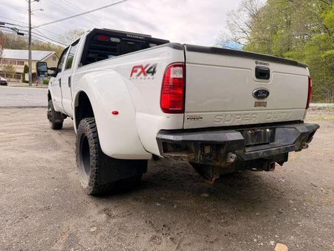 Used 2005 Ford F350 Lariat AWD/4WD image 8